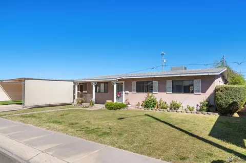 Exterior - 2070 E 25 Pl, Yuma, AZ 85364 photo 2 of 12