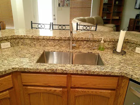 Kitchen - 10691 E 39 Pl, Yuma, AZ 85365 photo 4 of 4