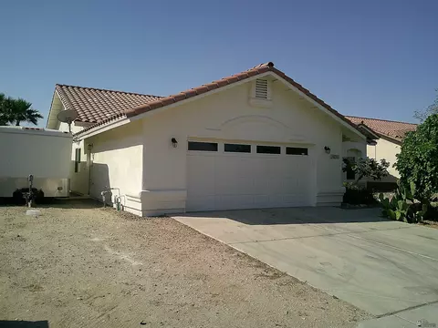 Exterior - 10691 E 39 Pl, Yuma, AZ 85365 photo 2 of 8