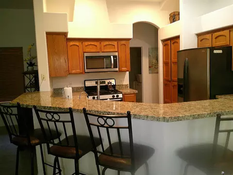 Kitchen - 10691 E 39 Pl, Yuma, AZ 85365 photo 2 of 4