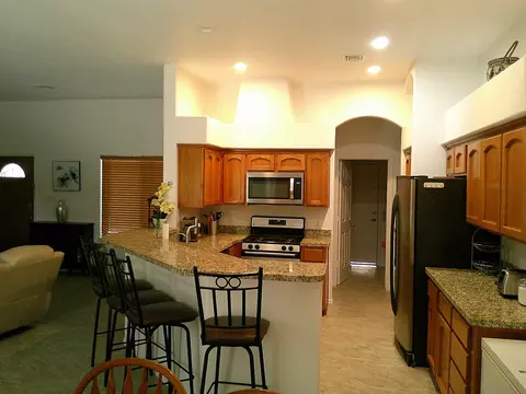 Kitchen - 10691 E 39 Pl, Yuma, AZ 85365 photo 4 of 4