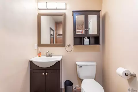 Bath - 13385 E 54 Dr, Yuma, AZ 85367 photo 2 of 2
