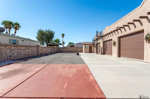 Exterior - 13385 E 54 Dr, Yuma, AZ 85367 photo 7 of 9