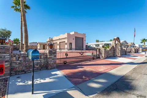 Exterior - 13385 E 54 Dr, Yuma, AZ 85367 photo 2 of 9
