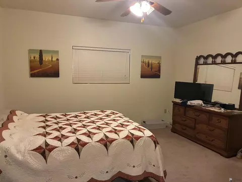 Bedroom - 13891 E 50 Dr, Yuma, AZ 85367 photo 1 of 2
