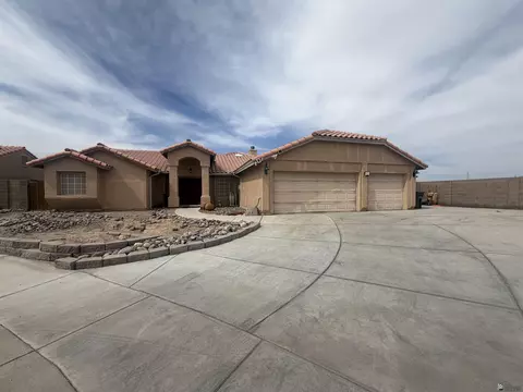 8494 E Olive Ann Ln, Yuma, AZ 85365