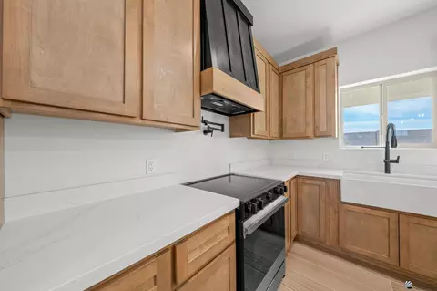 Kitchen - 10857 E 45 St, Yuma, AZ 85367 photo 5 of 5