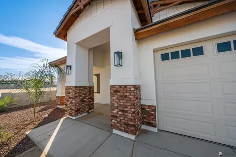 Exterior - 10857 E 45 St, Yuma, AZ 85367 photo 3 of 5