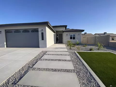 Exterior - 10589 E 45 Ln, Yuma, AZ 85367 photo 2 of 9