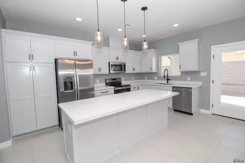 Kitchen - 10589 E 45 Ln, Yuma, AZ 85367 photo 1 of 6