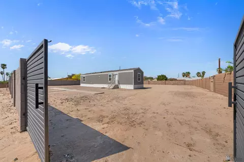 12708 E 42 Pl, Yuma, AZ 85367 photo 2