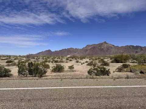 49455 Old Hwy 80, Roll, AZ 85352