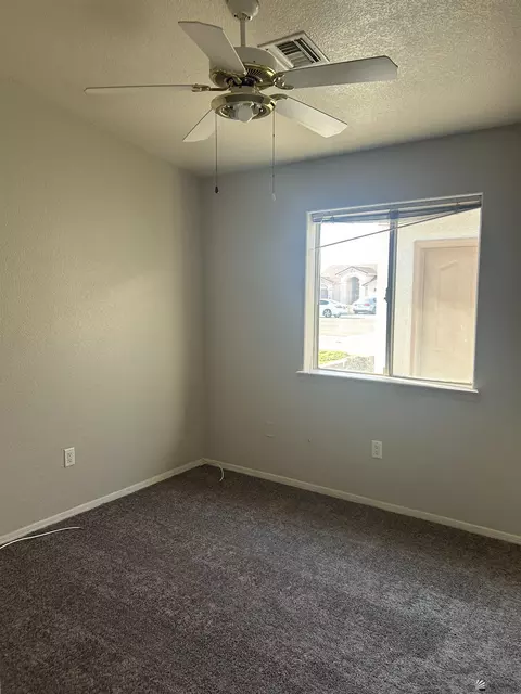 Bedroom - 10706 E 35 Pl, Yuma, AZ 85365 photo 4 of 4