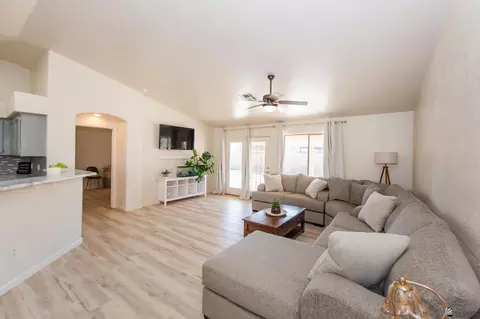 Living - 10153 E 38 Pl, Yuma, AZ 85365 photo 2 of 3