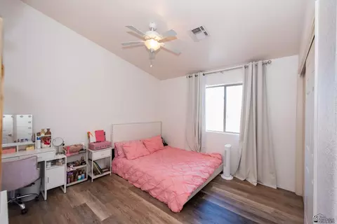 Bedroom - 10153 E 38 Pl, Yuma, AZ 85365 photo 1 of 4