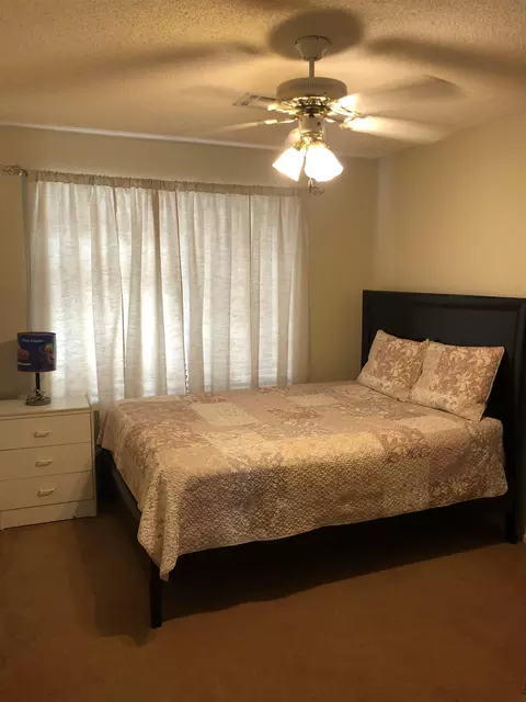 Bedroom - 6072 E 40 Ln, Yuma, AZ 85365 photo 1 of 5