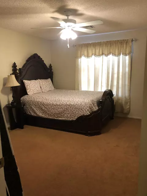 Bedroom - 6072 E 40 Ln, Yuma, AZ 85365 photo 2 of 5