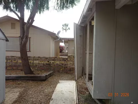 13427 E 43 Dr, Yuma, AZ 85367 photo 12