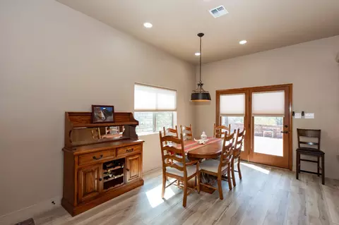 Dining - 14683 S 48 Dr, Yuma, AZ 85367 photo 2 of 2