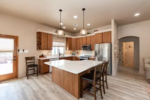 Kitchen - 14683 S 48 Dr, Yuma, AZ 85367 photo 1 of 4