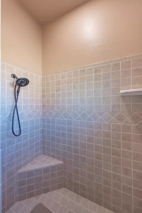 Bath - 14683 S 48 Dr, Yuma, AZ 85367 photo 5 of 5