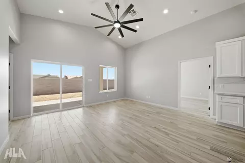 Living - 10849 E 45 St, Yuma, AZ 85367 photo 1 of 1