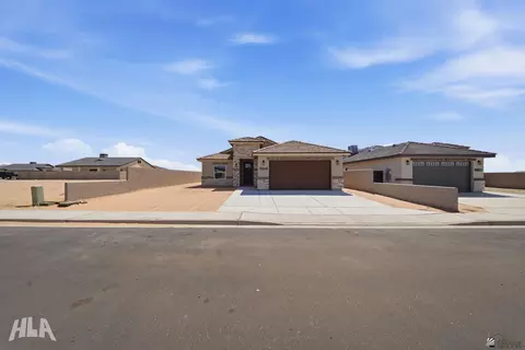 Exterior - 10849 E 45 St, Yuma, AZ 85367 photo 2 of 7