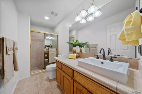 Bath - 5236 E County 13 St, Yuma, AZ 85365 photo 3 of 3