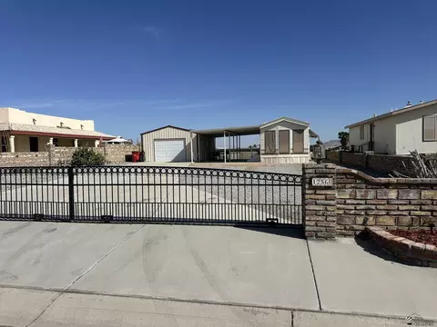 12560 E 46 Dr, Yuma, AZ 85367 photo 2