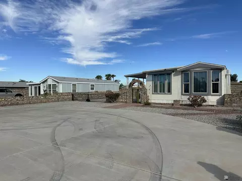 12606 E 45 St, Yuma, AZ 85367 photo 2