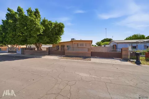 8175 S Yavapai Ln, Yuma, AZ 85364
