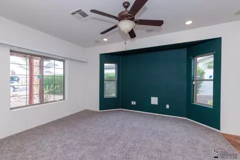 Living - 5389 E 33 Pl, Yuma, AZ 85365 photo 2 of 3