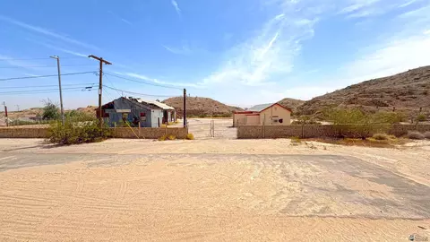 665 S Madison Ave, Yuma, AZ 85364