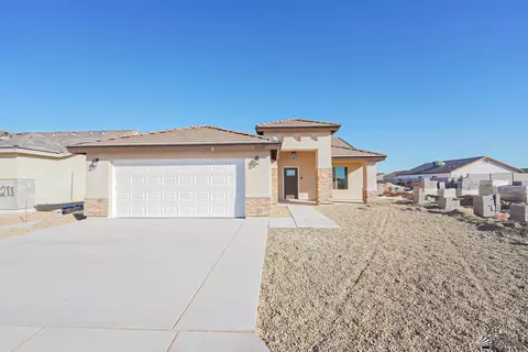 Exterior - 10752 E 45 St, Yuma, AZ 85367 photo 2 of 6