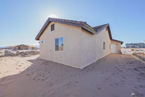 Exterior - 10752 E 45 St, Yuma, AZ 85367 photo 6 of 6