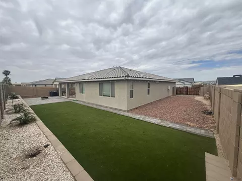 Exterior - 11827 E 26 St, Yuma, AZ 85367 photo 7 of 9
