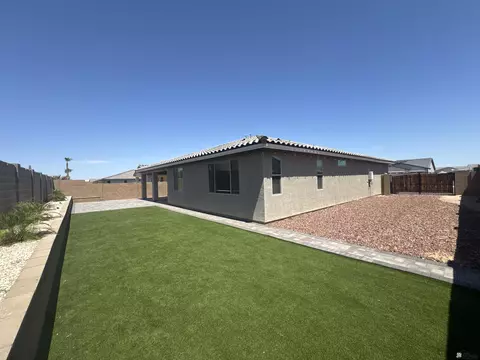 Exterior - 11827 E 26 St, Yuma, AZ 85367 photo 7 of 8