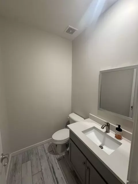 Bath - 11827 E 26 St, Yuma, AZ 85367 photo 5 of 6