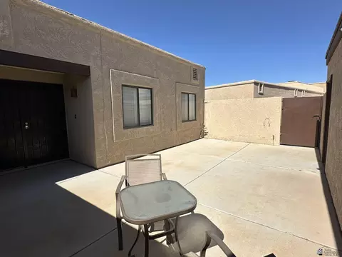 Exterior - 11390 E 36 Pl, Yuma, AZ 85367 photo 5 of 9