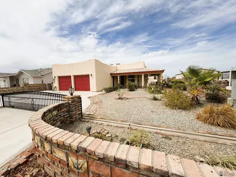 Exterior - 12550 E 46 Dr, Yuma, AZ 85367 photo 2 of 13