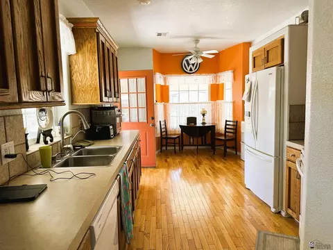 Kitchen - 12550 E 46 Dr, Yuma, AZ 85367 photo 1 of 4