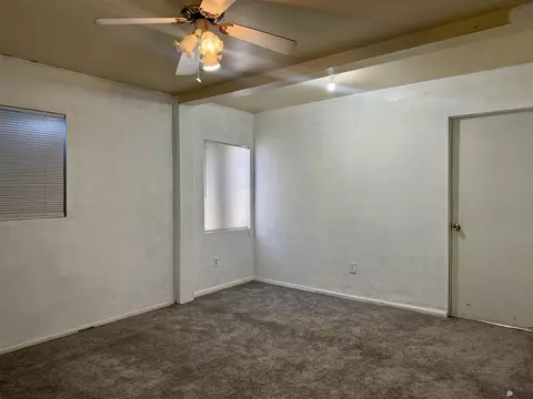 Bedroom - 913 E 24 Pl, Yuma, AZ 85365 photo 4 of 4