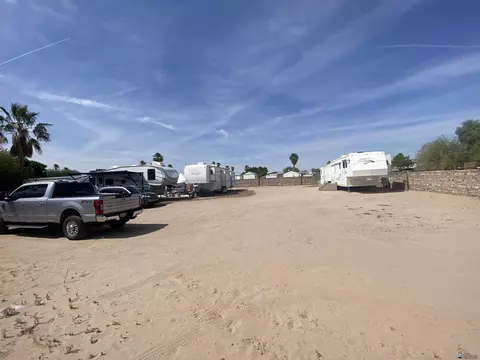 11852 S Sandra Ave, Yuma, AZ 85367 photo 3