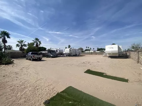 11852 S Sandra Ave, Yuma, AZ 85367