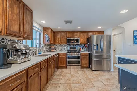 Kitchen - 13713 E 55 Ln, Yuma, AZ 85367 photo 1 of 2