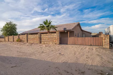 Exterior - 13275 E 55 Ln, Yuma, AZ 85367 photo 7 of 7