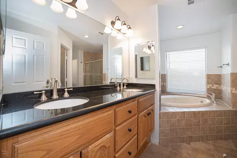 Bath - 13275 E 55 Ln, Yuma, AZ 85367 photo 1 of 5