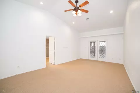 Bedroom - 13275 E 55 Ln, Yuma, AZ 85367 photo 2 of 7
