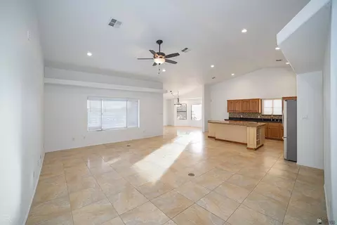 Living - 13275 E 55 Ln, Yuma, AZ 85367 photo 1 of 2