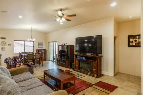 Living - 10152 E 33 Pl, Yuma, AZ 85364 photo 1 of 1